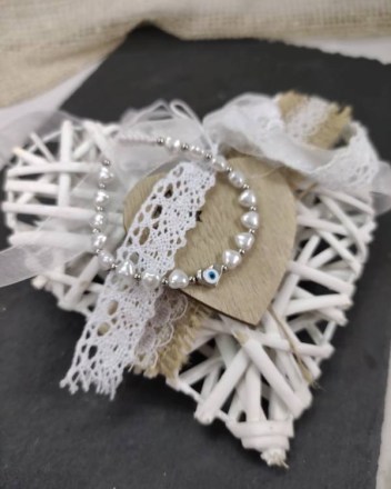 1   β   βραχιολι. (1)